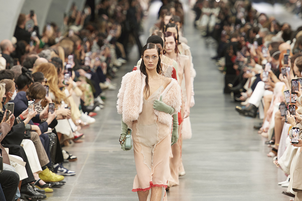 Milan Fashion Week défilés Gucci Prada