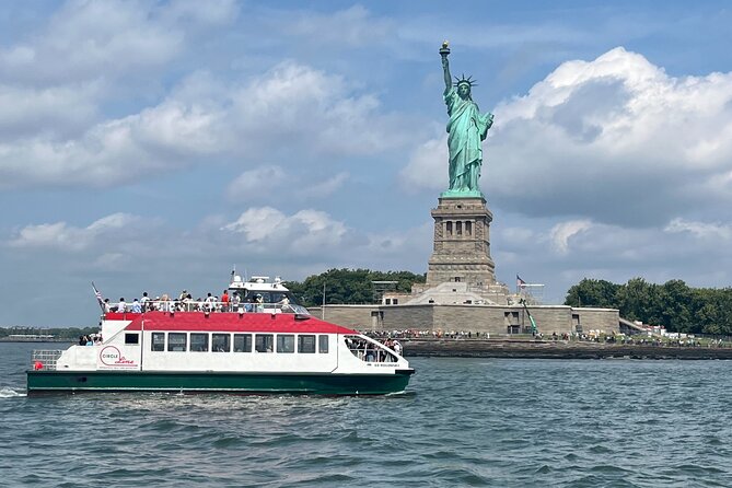 Ferry Statue de la Liberté