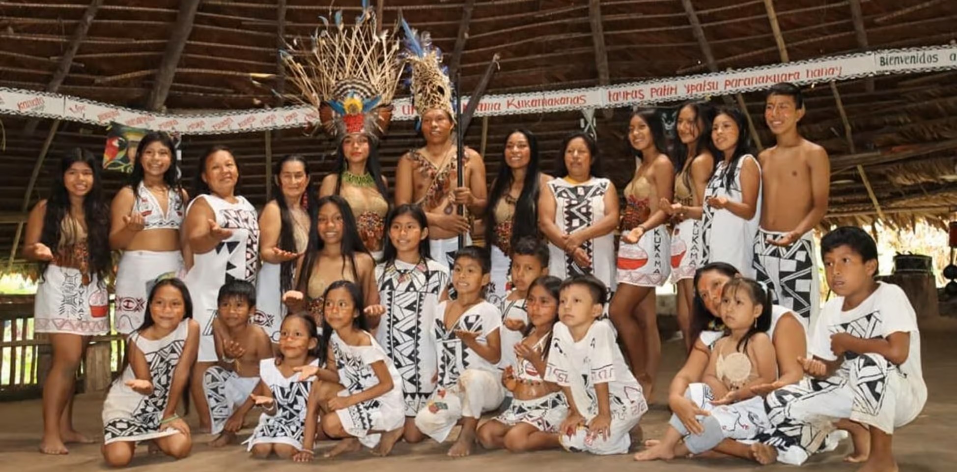 Tribus fleuve Amazone Iquitos