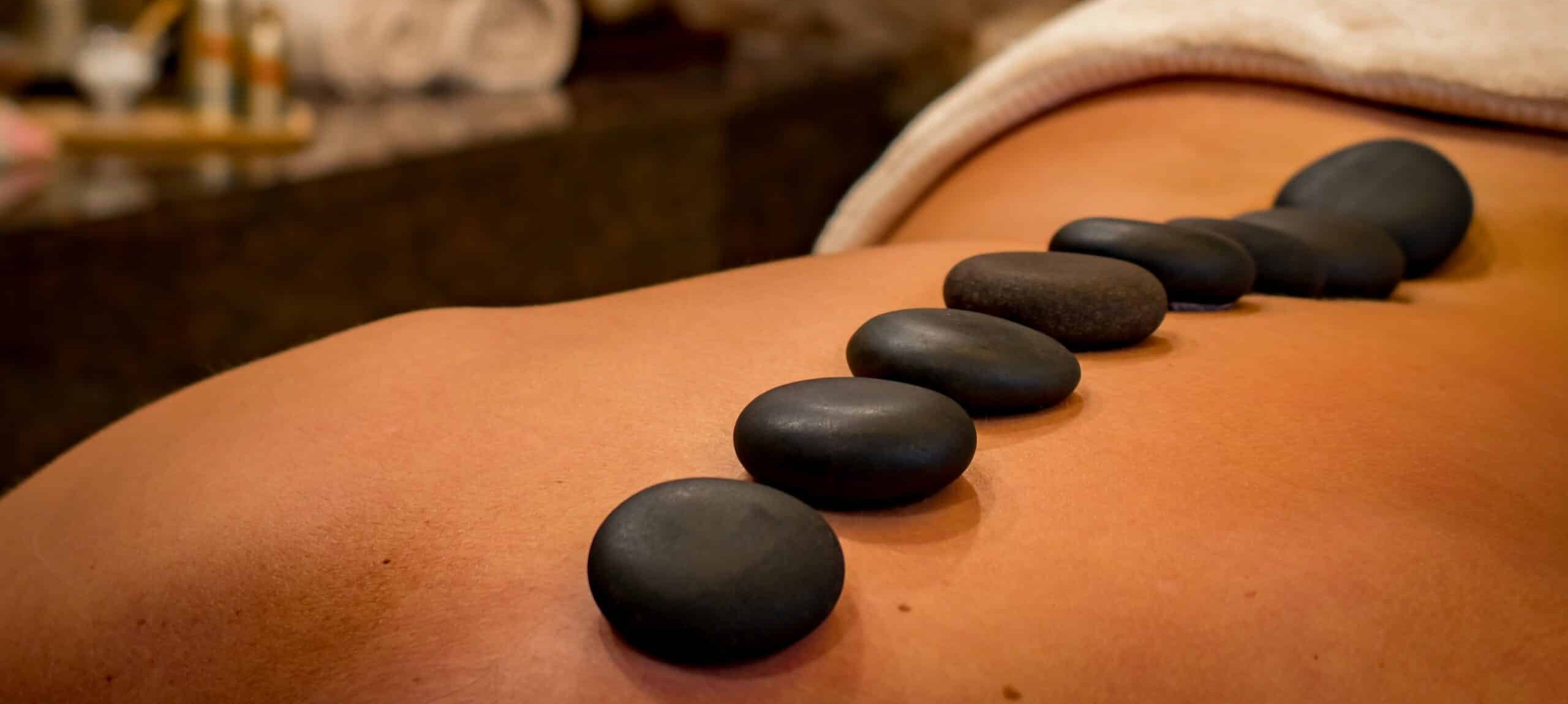 Massage pierres chaudes Seminyak
