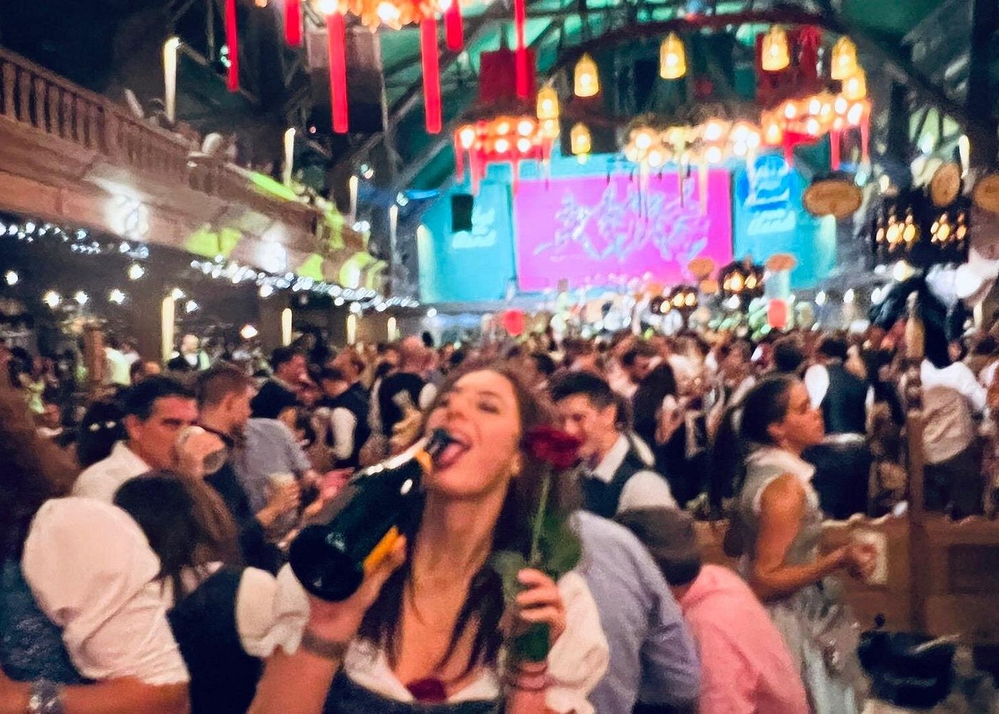 Oktoberfest Munich réservation table tente bière