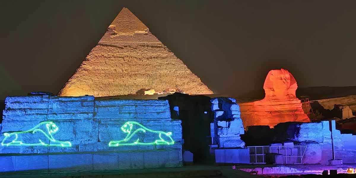 Spectacle son et lumière Pyramides