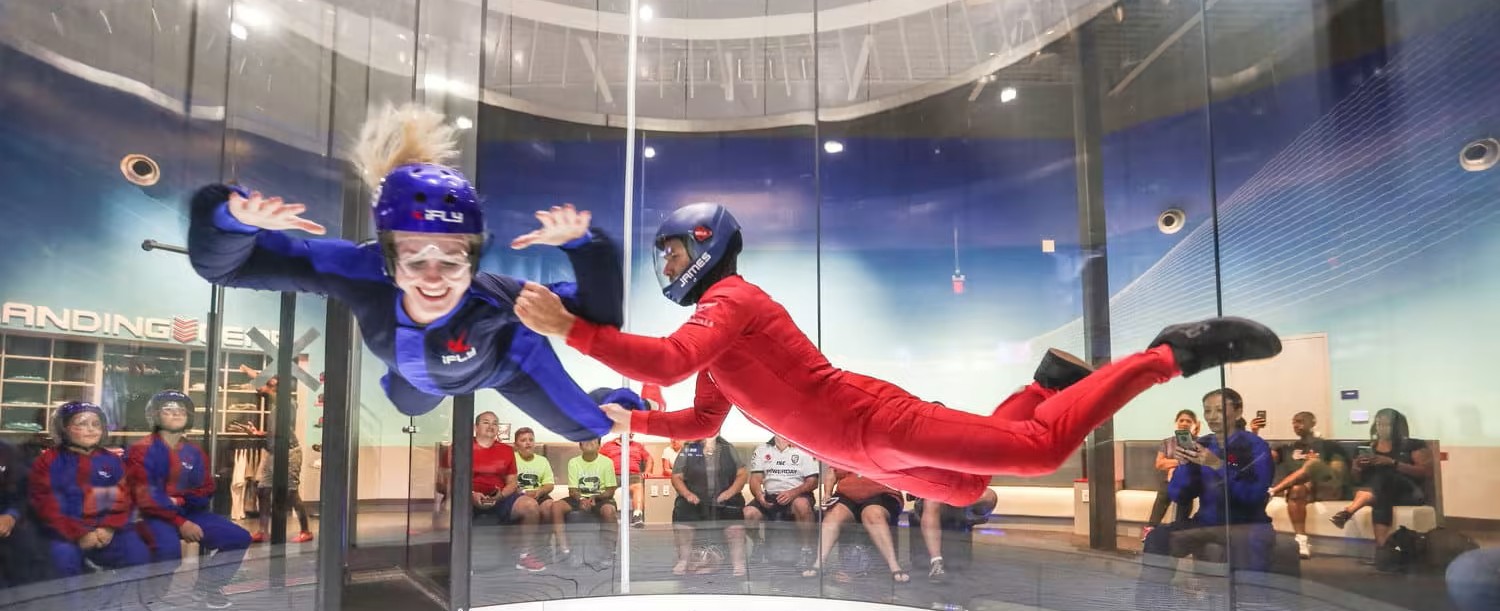 Skydiving indoor